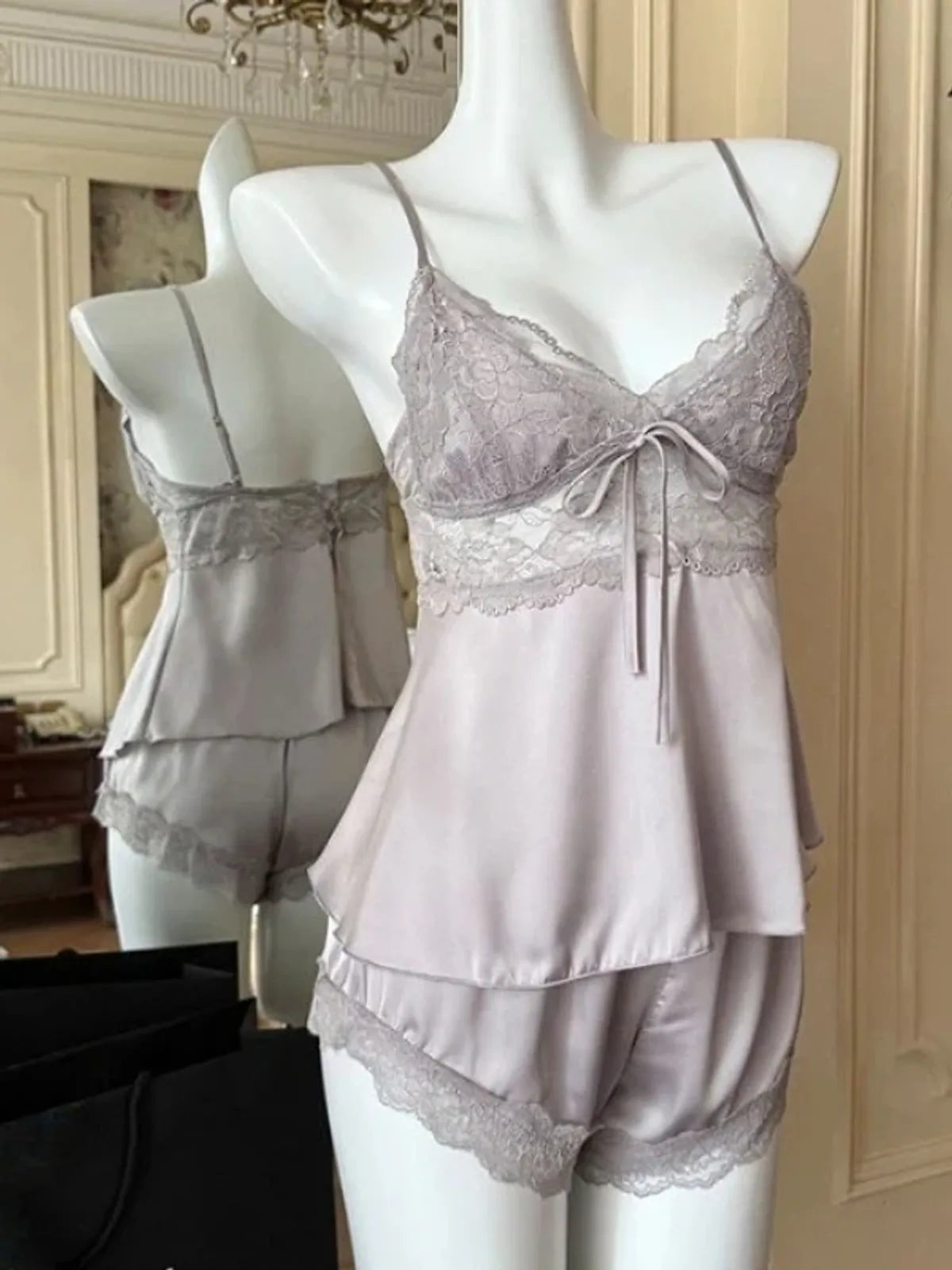 Pyjama Dentelle Louise, dos licou