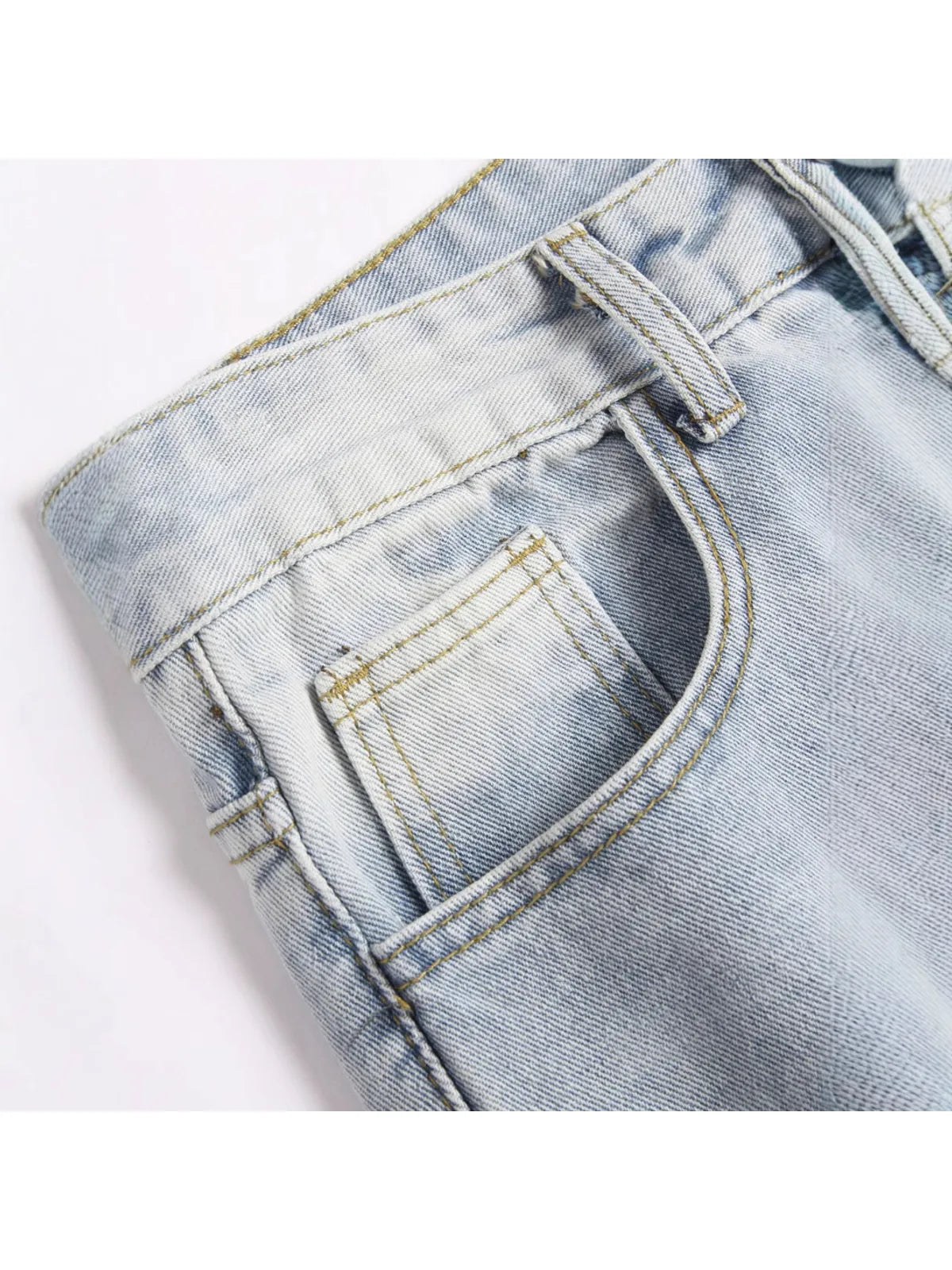 Côme Jean ample