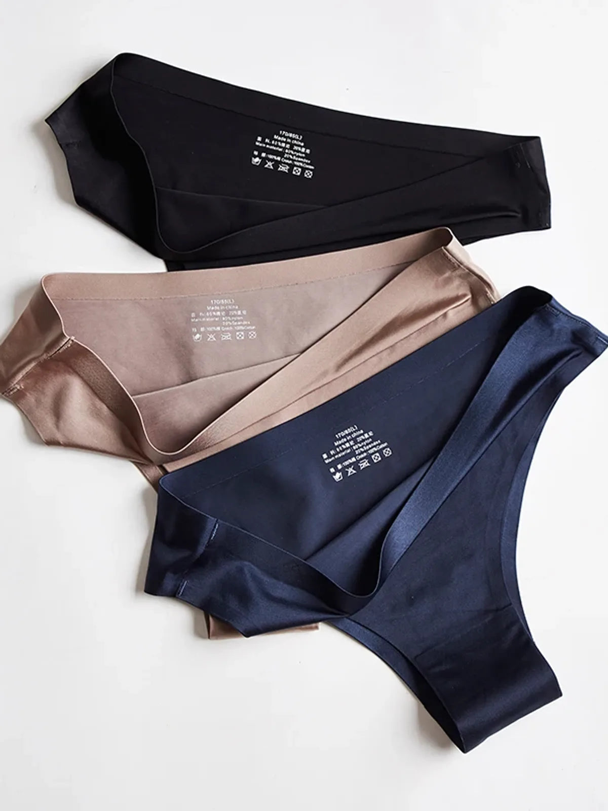 String Soie Glacée, microfibre invisible