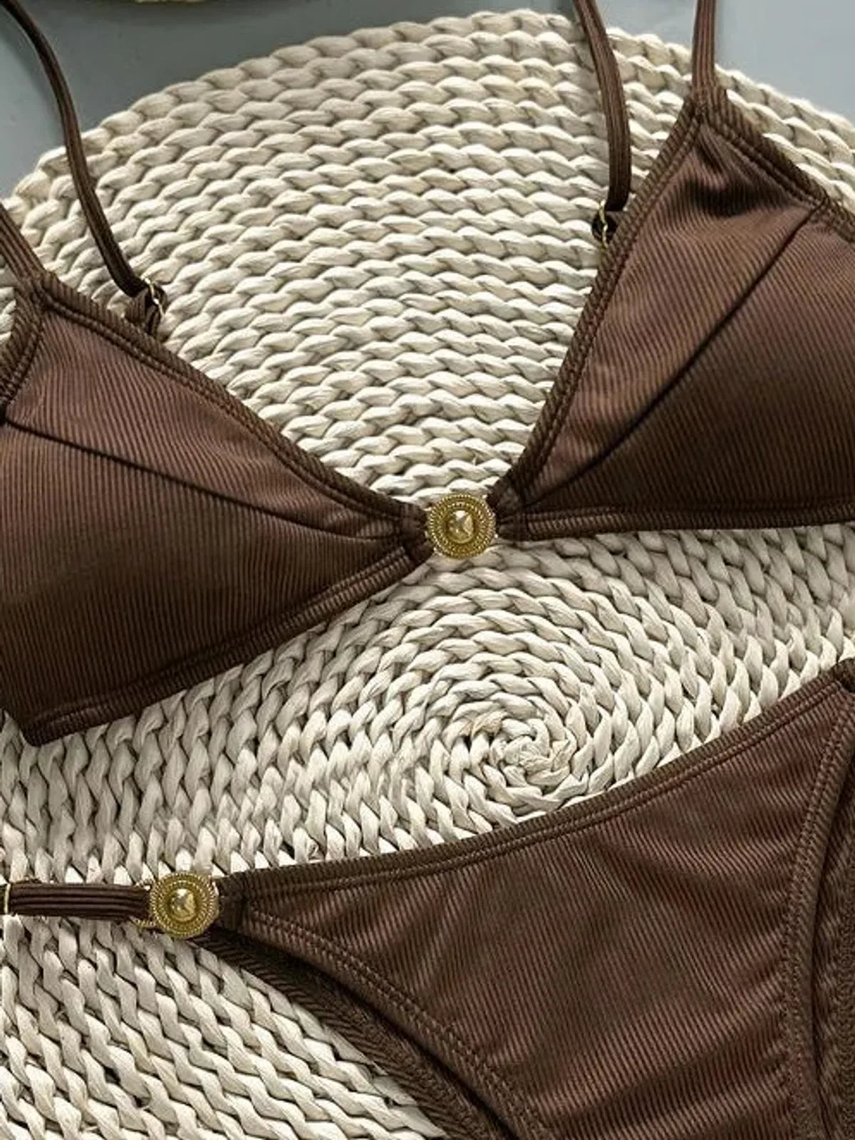 Maillot Deux Pièces Solaire, détail métal